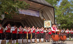 Festakt bei der alljhrlichen Kunst-Preisverleihung im Kurpark. Foto: Heike Budig